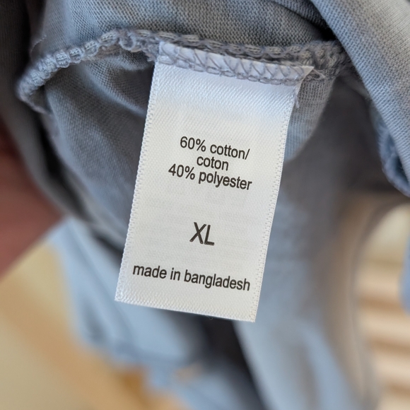 Vintage Women's "Not lost, just exploring" Graphic Tee in Gray - Picture 7 of 9